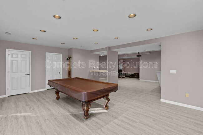 Building Photo - 14637 Timberlake Manor Ct