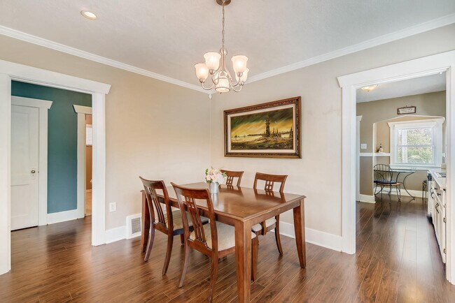 Building Photo - Stadium Home N Tacoma