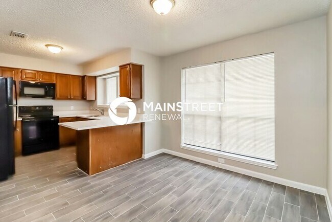 Building Photo - 3 Bedroom Pet-Friendly Home in Mansfield, TX with Main Street Renewal