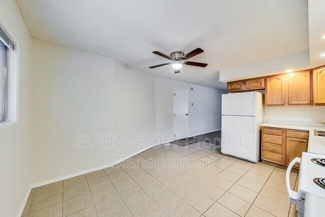Building Photo - 3626 Ireland Ct