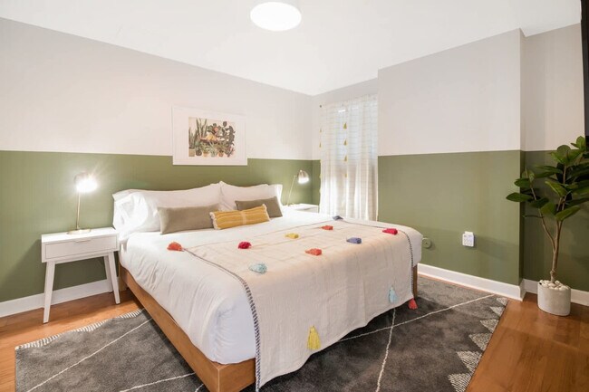 Building Photo - 7939 East Dr