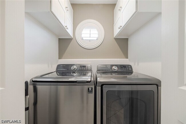 Building Photo - 6871 Sterling Greens Dr