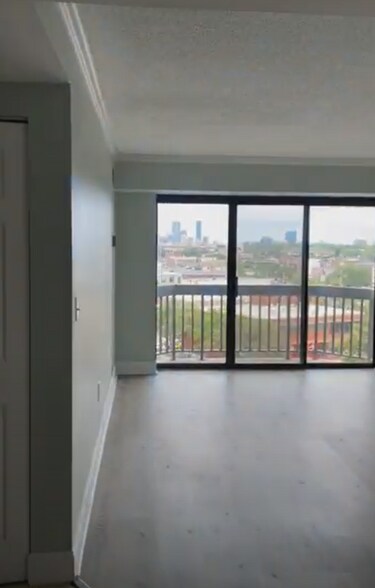 Building Photo - 12 Everett St