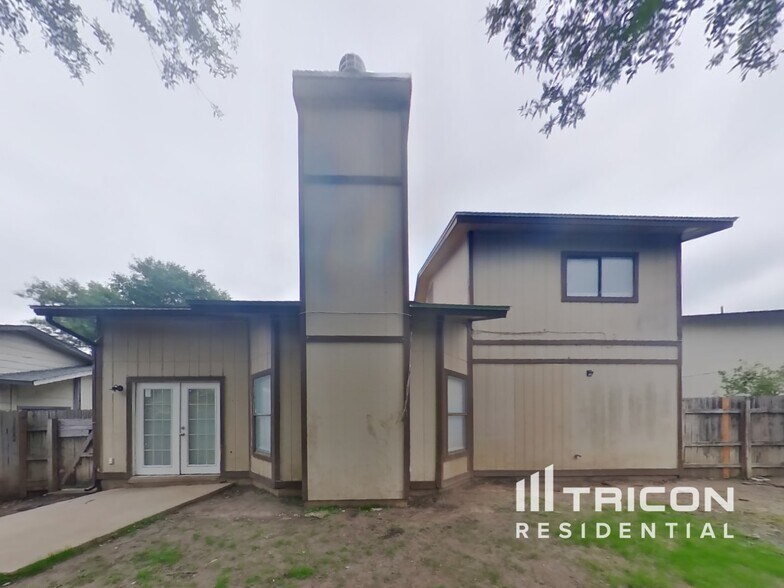 Building Photo - 8735 Ridge Mile Drive San Antonio TX