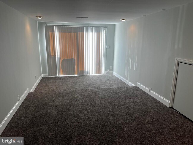 Building Photo - 1756 Hybrid Pl