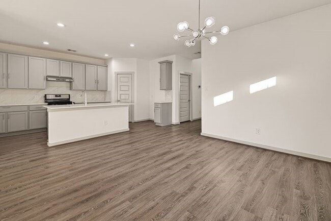 Building Photo - 7538 Keystone Blossom Trl