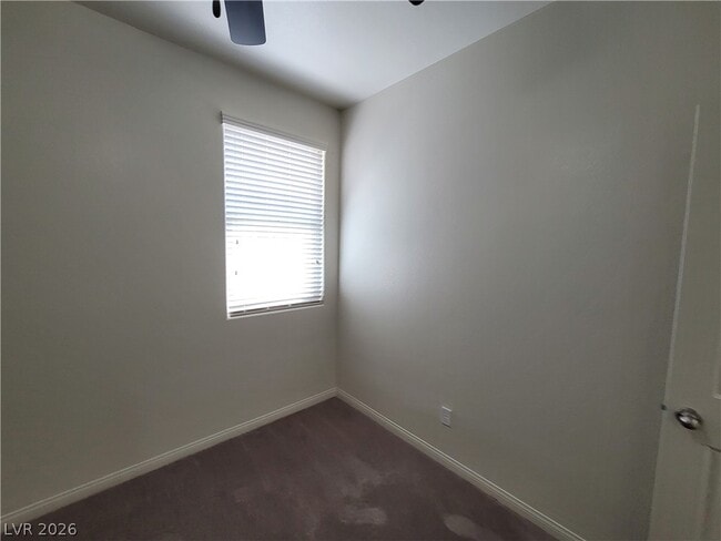 Building Photo - 5564 Bethany Bend Dr