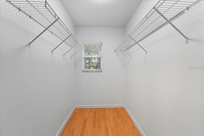 Building Photo - 221 Sterling Springs Ln