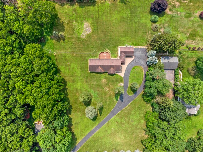 Building Photo - 46105 W Seven Mile Rd