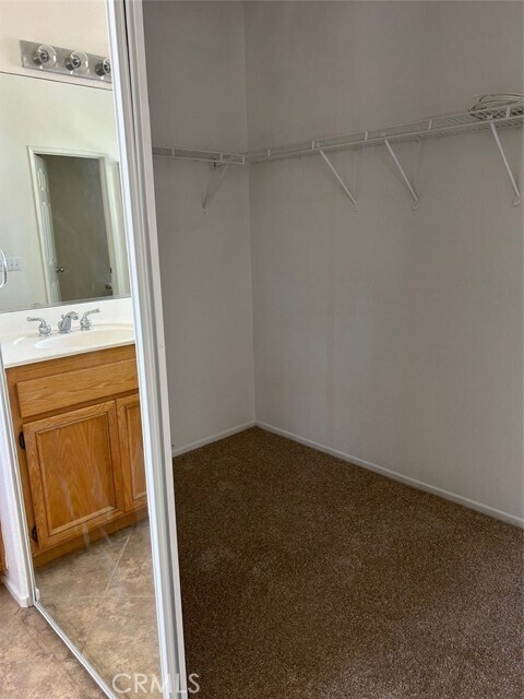 Building Photo - 35921 Camelot Cir