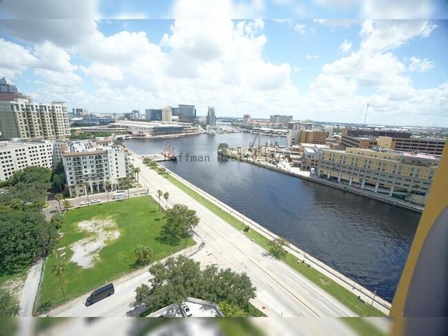 Building Photo - It's All About the View! Fully Furnished Luxury Living