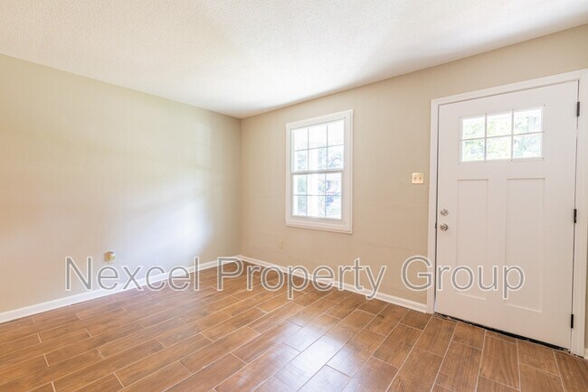 Building Photo - 3308 Spring Valley Cove