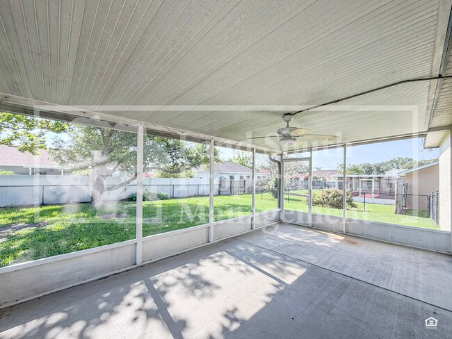 Building Photo - 683 Jessanda Cir