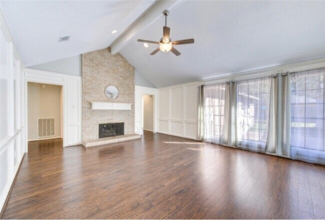 Building Photo - 3838 Fawn Creek Dr