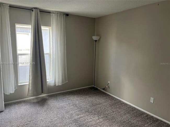 Building Photo - 189 Emeraldview Ave