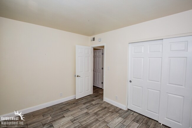 Building Photo - Charming 2Bdm 1Ba Condo in a Desirable Gua...