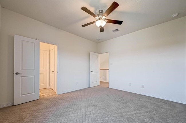 Building Photo - 28214 Evergreen Cove Ln