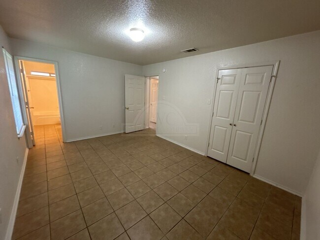 Building Photo - 306 Jeff Gordon Dr