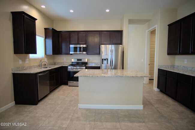 Building Photo - 3462 W Ringtail Den Way