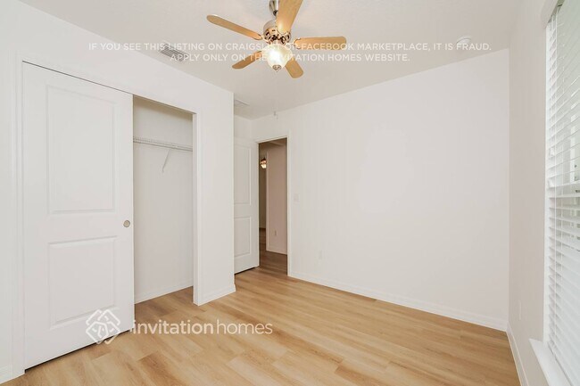 Building Photo - 13 Post Tree Ln