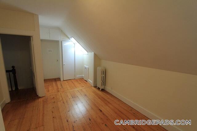 Building Photo - 32 Healey St