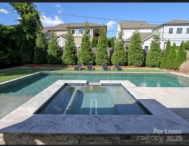 Building Photo - 501 Greystone Rd