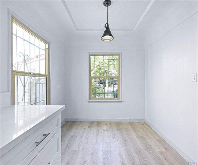 Building Photo - 1119 S Crescent Heights Blvd