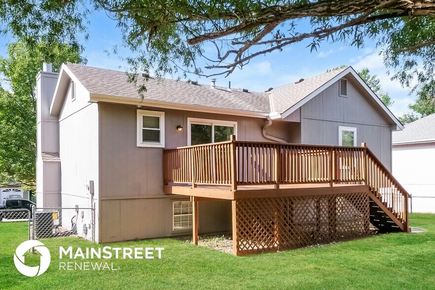 Building Photo - 118 NE 109th St