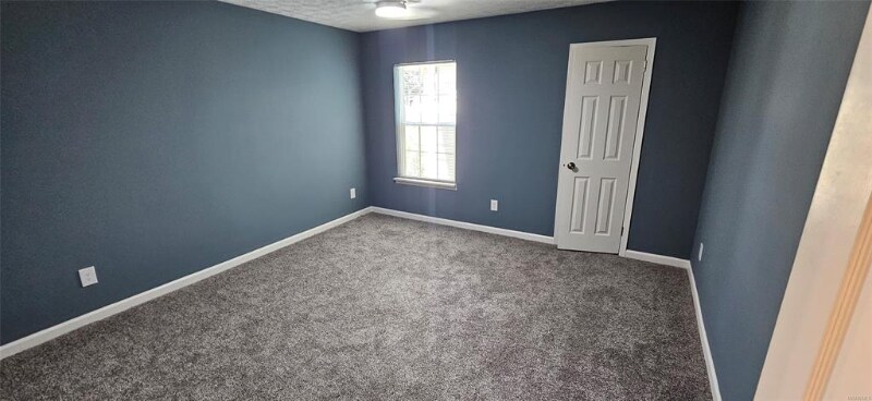 Building Photo - 1505 Westminster Dr