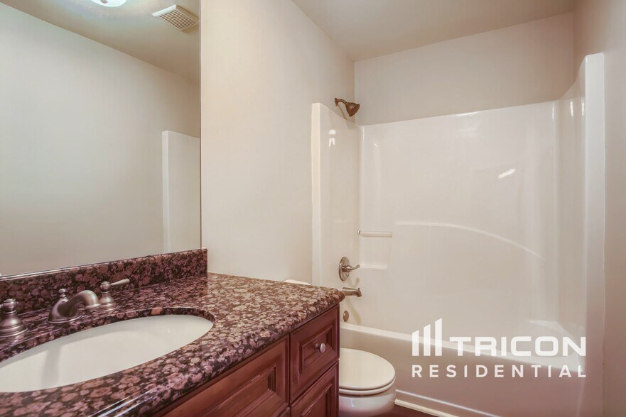 Building Photo - 125 Janney Cir