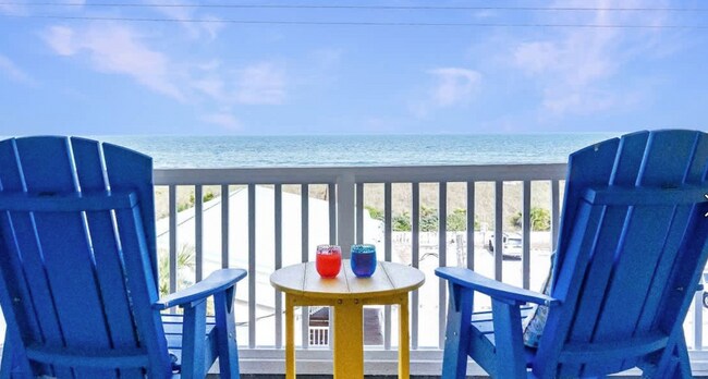 Building Photo - 2 Bedroom Condo - Ocean View - On the Boardwalk - Utilities Included!