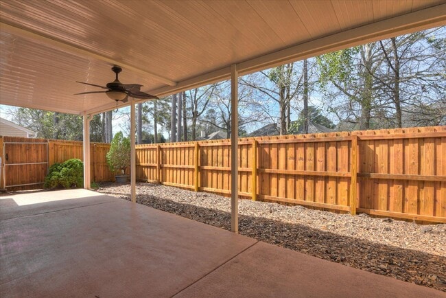 Building Photo - 136 Haley Dr