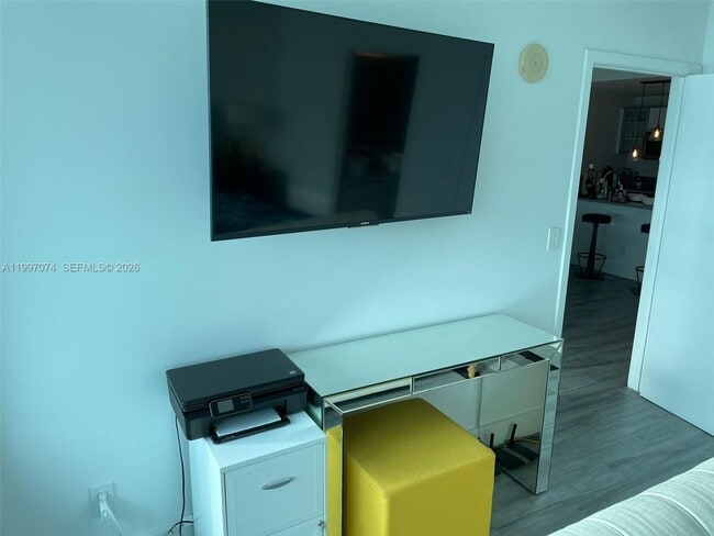 Building Photo - 888 Biscayne Blvd