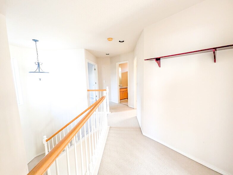 Building Photo - 2407 NE Mocha Way