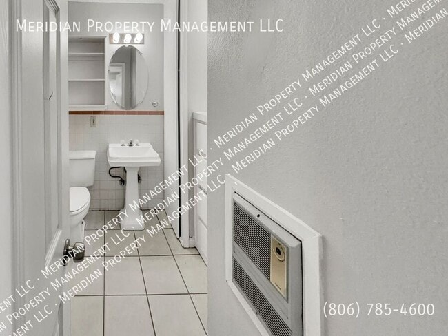 Building Photo - 2107 35th St