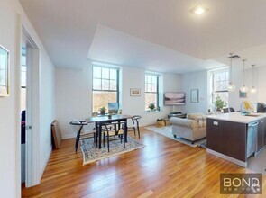 Building Photo - 3 bedroom in BROOKLYN NY 11226