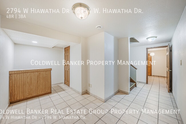 Building Photo - 2794 W Hiawatha Dr