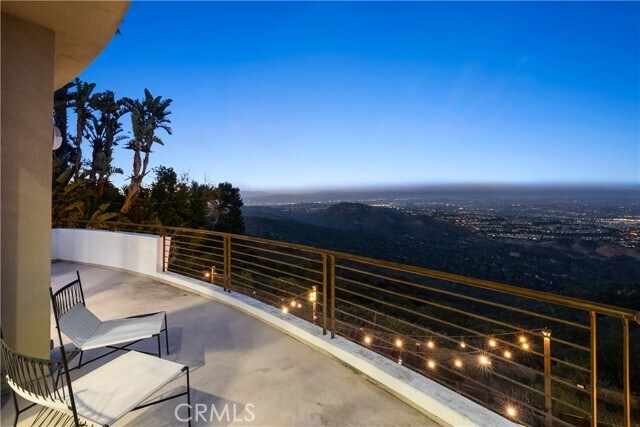 Building Photo - 3230 Tyrol Dr