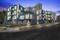 Building Photo - kit692
