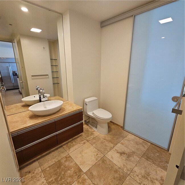 Building Photo - 3726 S Las Vegas Blvd