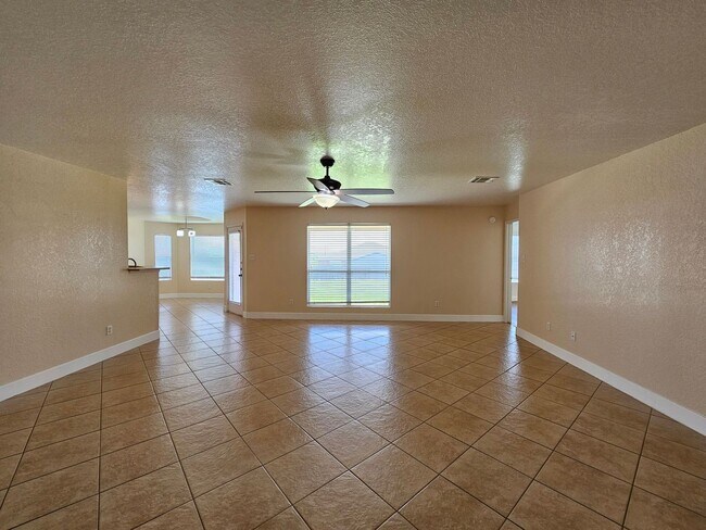 Building Photo - 5106 Holster Dr