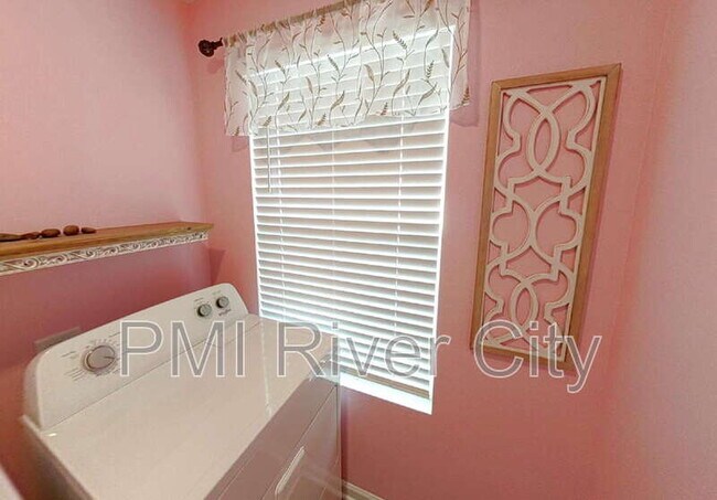 Building Photo - 12619 Cucumber Tree St