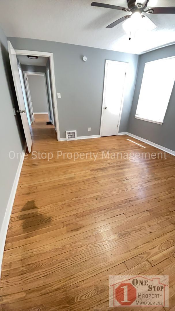 Building Photo - Beautiful 3 Bedroom 2 Bathroom in Kansas City
