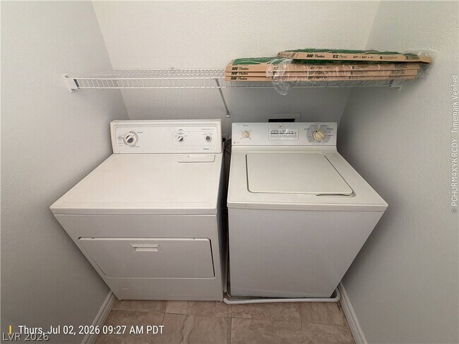 Building Photo - 5984 Attavilla Dr