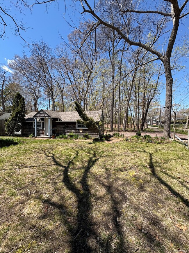 Building Photo - 134 Montauk Hwy