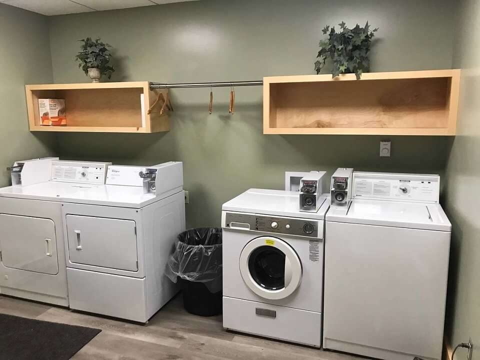 coin laundry for all tenants - 8333 Edinboro Rd