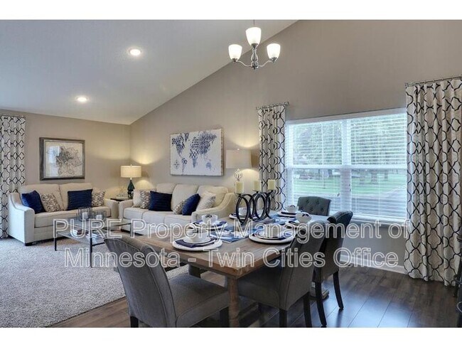 Building Photo - 6613 Jasmine Ave S