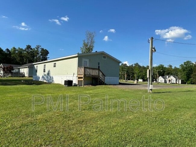 Building Photo - 760 Murray Lindler Rd