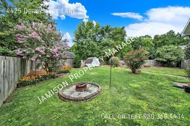 Building Photo - 4425 Derbyshire Ln