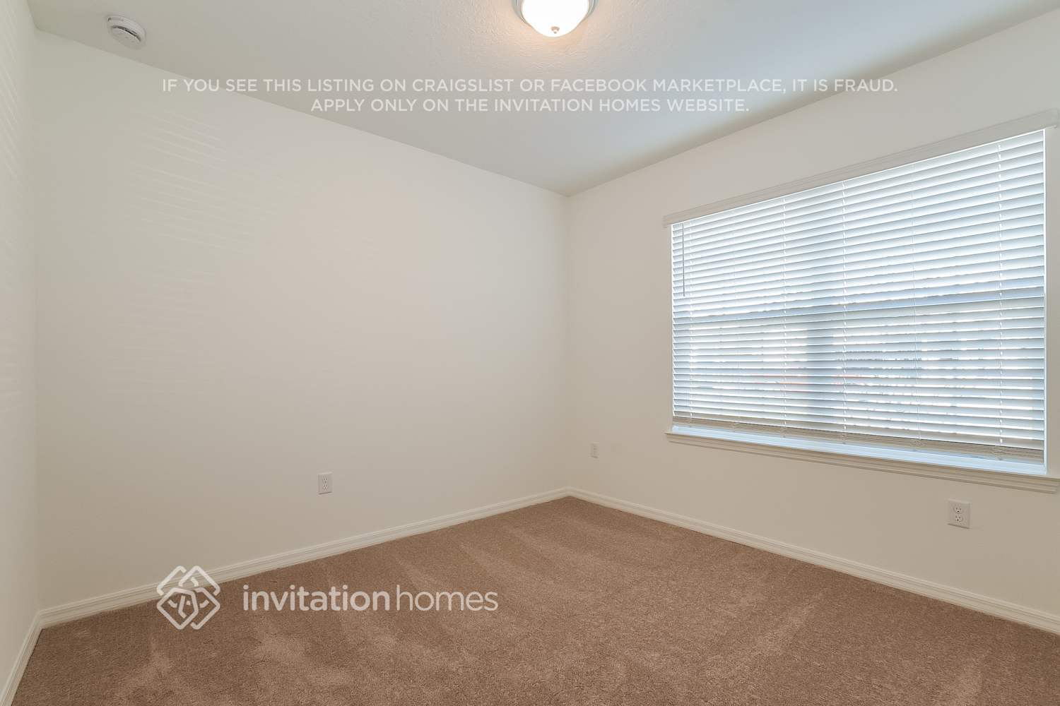 Building Photo - 5826 Sagebrush Aly